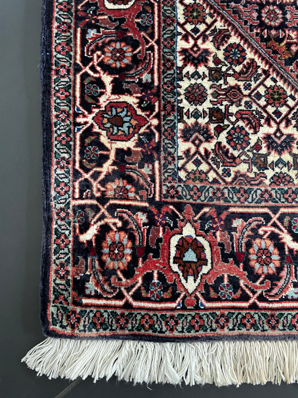 Bidjar rug 210 × 142 cm