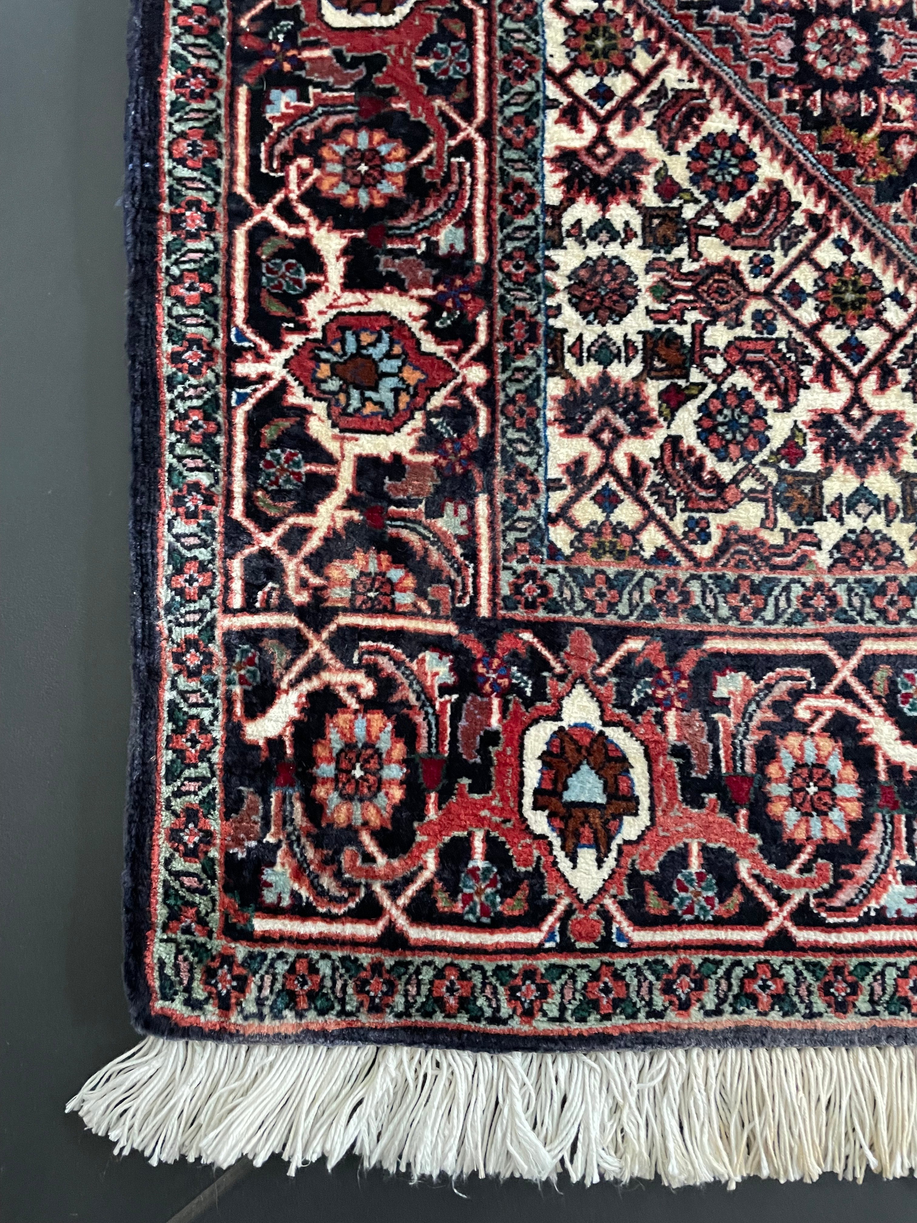Bidjar rug 210 × 142 cm
