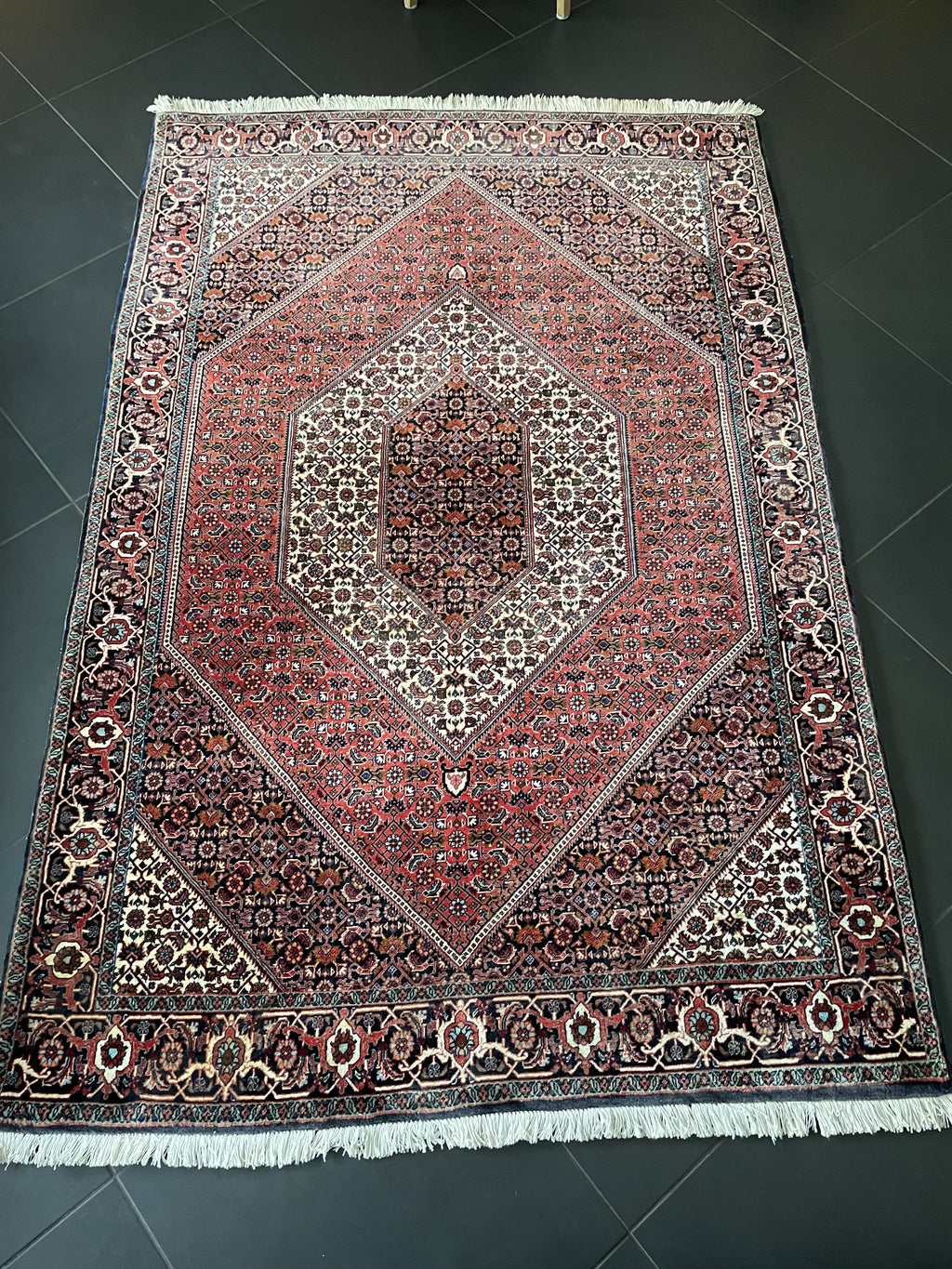 Bidjar rug 210 × 142 cm