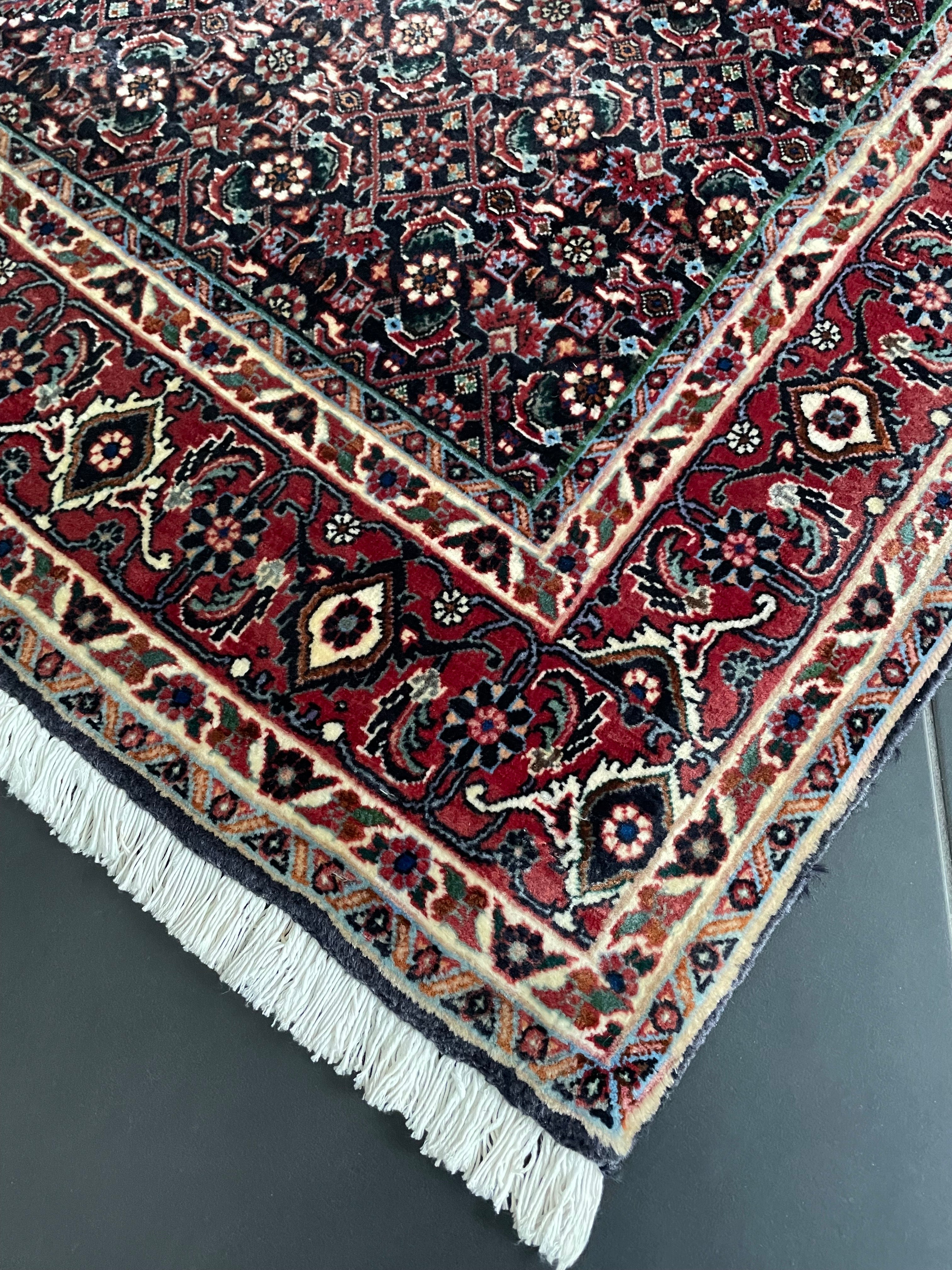 Bidjar rug 195 × 132 cm