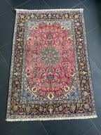 Isfahan rug 155 × 107 cm