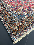 Isfahan rug 155 × 107 cm