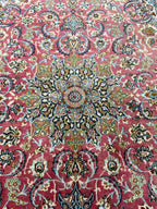 Isfahan rug 155 × 107 cm