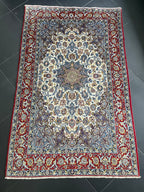 Isfahan rug 176 × 113 cm
