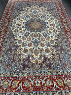 Isfahan rug 176 × 113 cm
