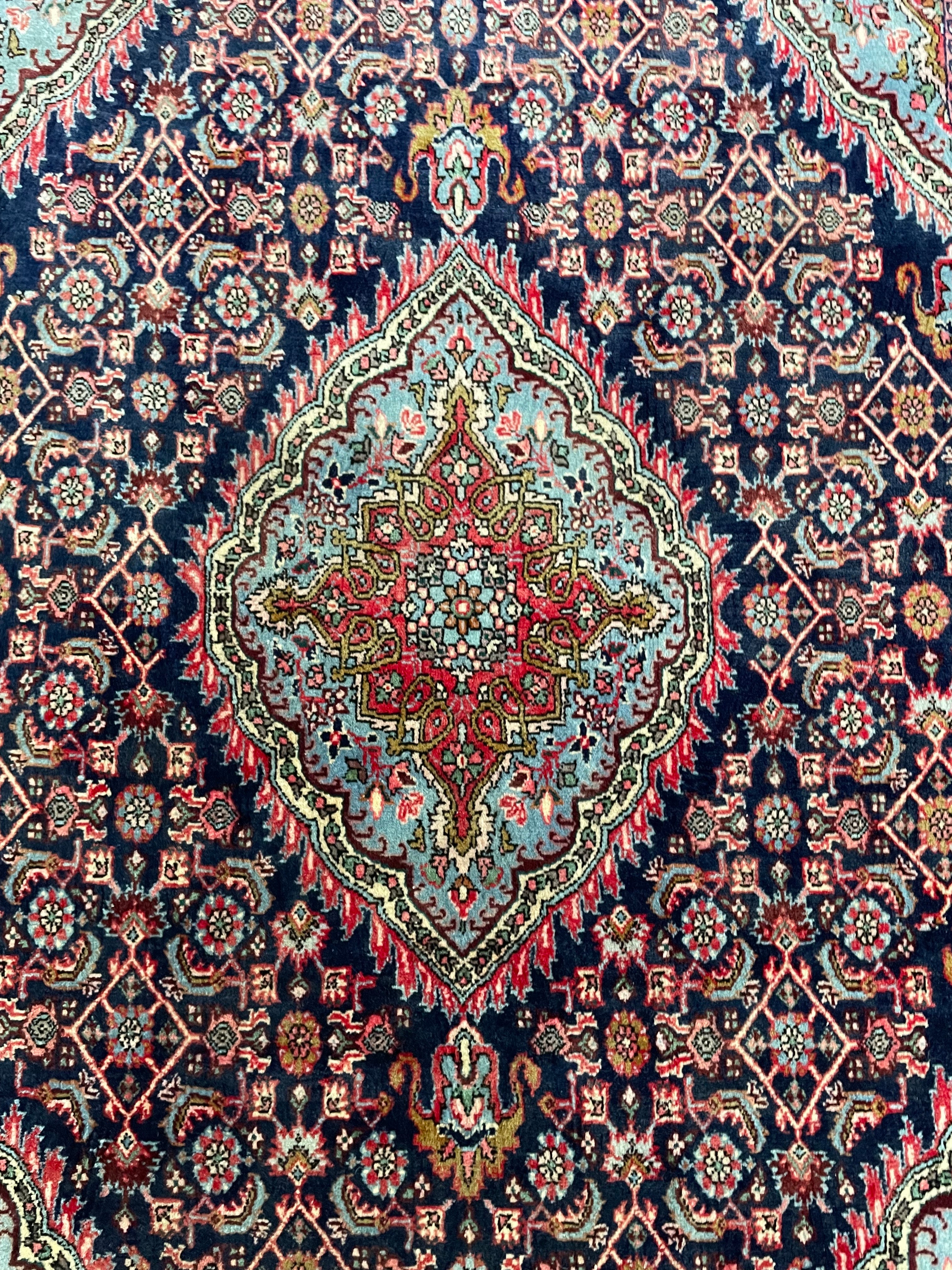 Bidjar rug 170 × 113 cm