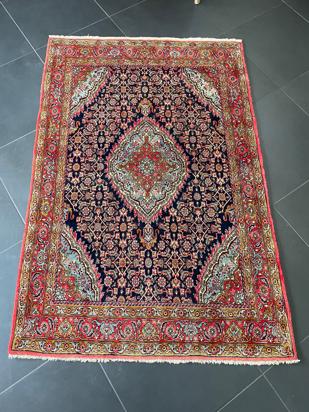 Bidjar rug 170 × 113 cm