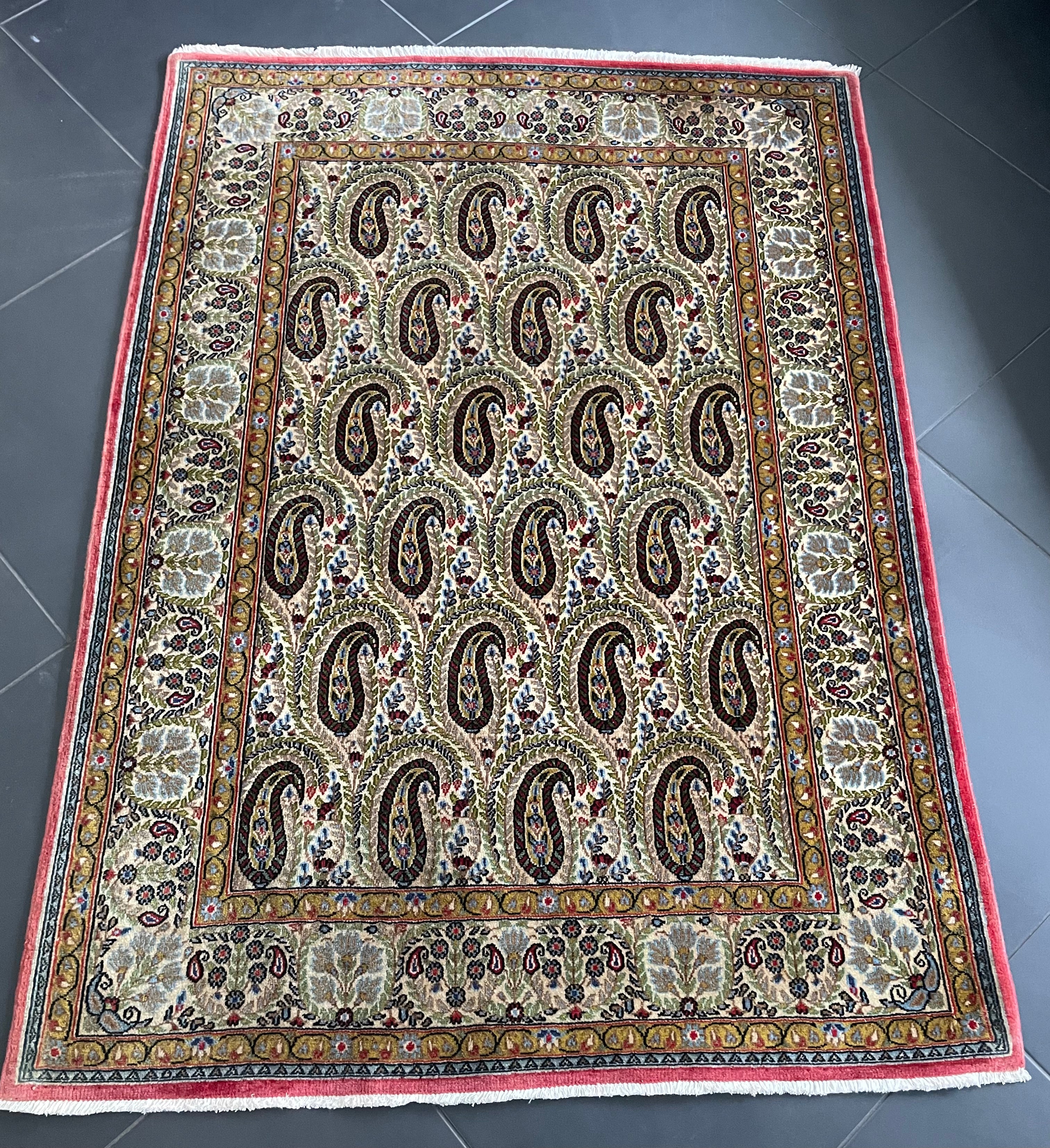 Qom rug 150x108cm