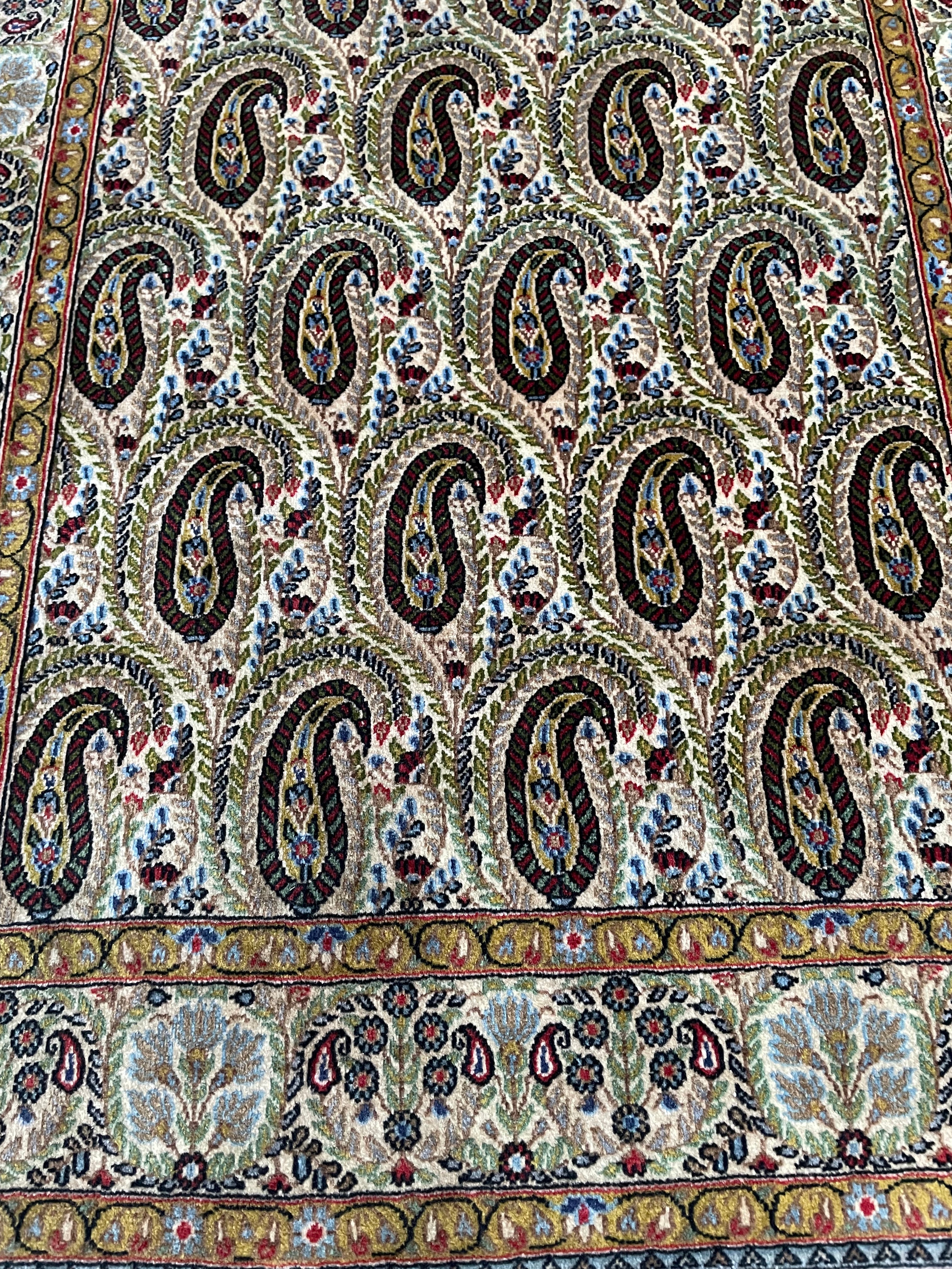 Qom rug 150x108cm