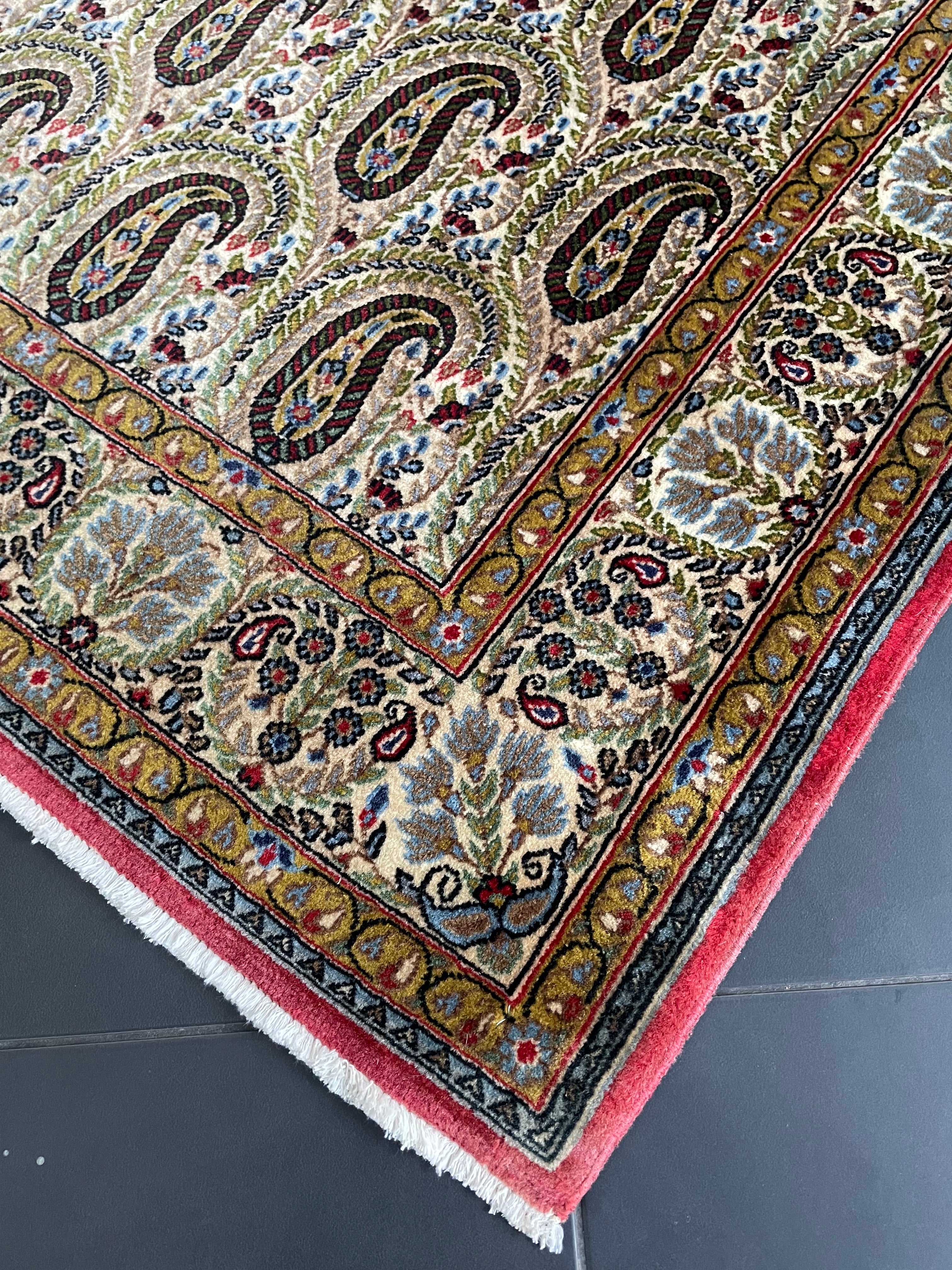 Qom rug 150x108cm