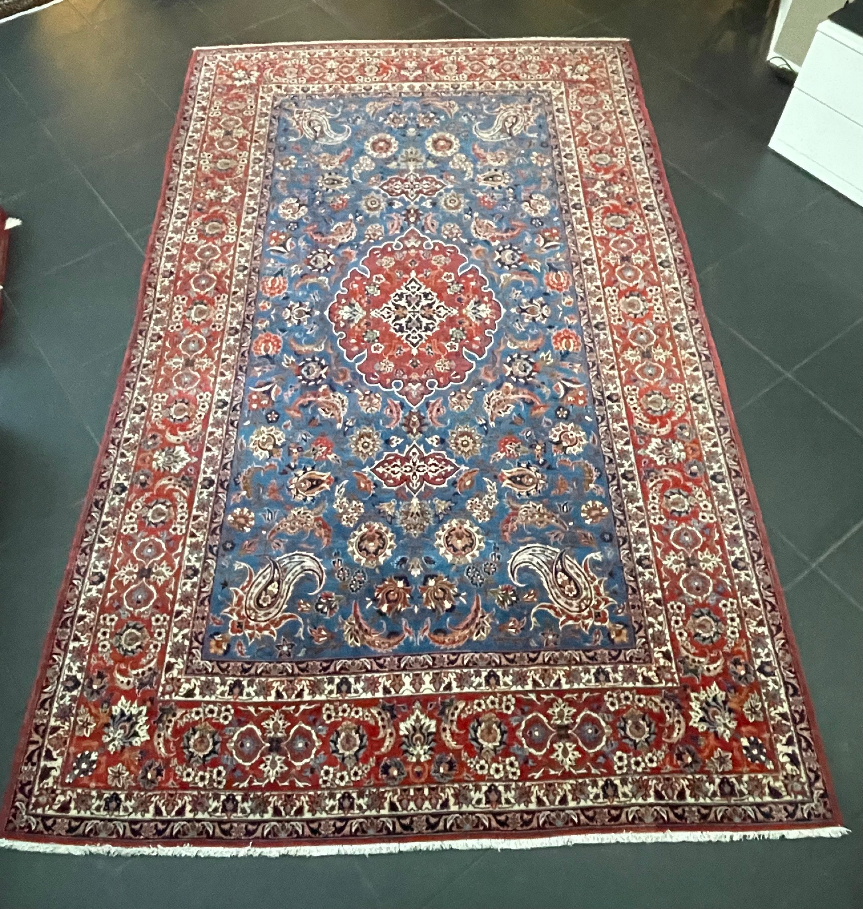Isfahan Rug 348x208cm