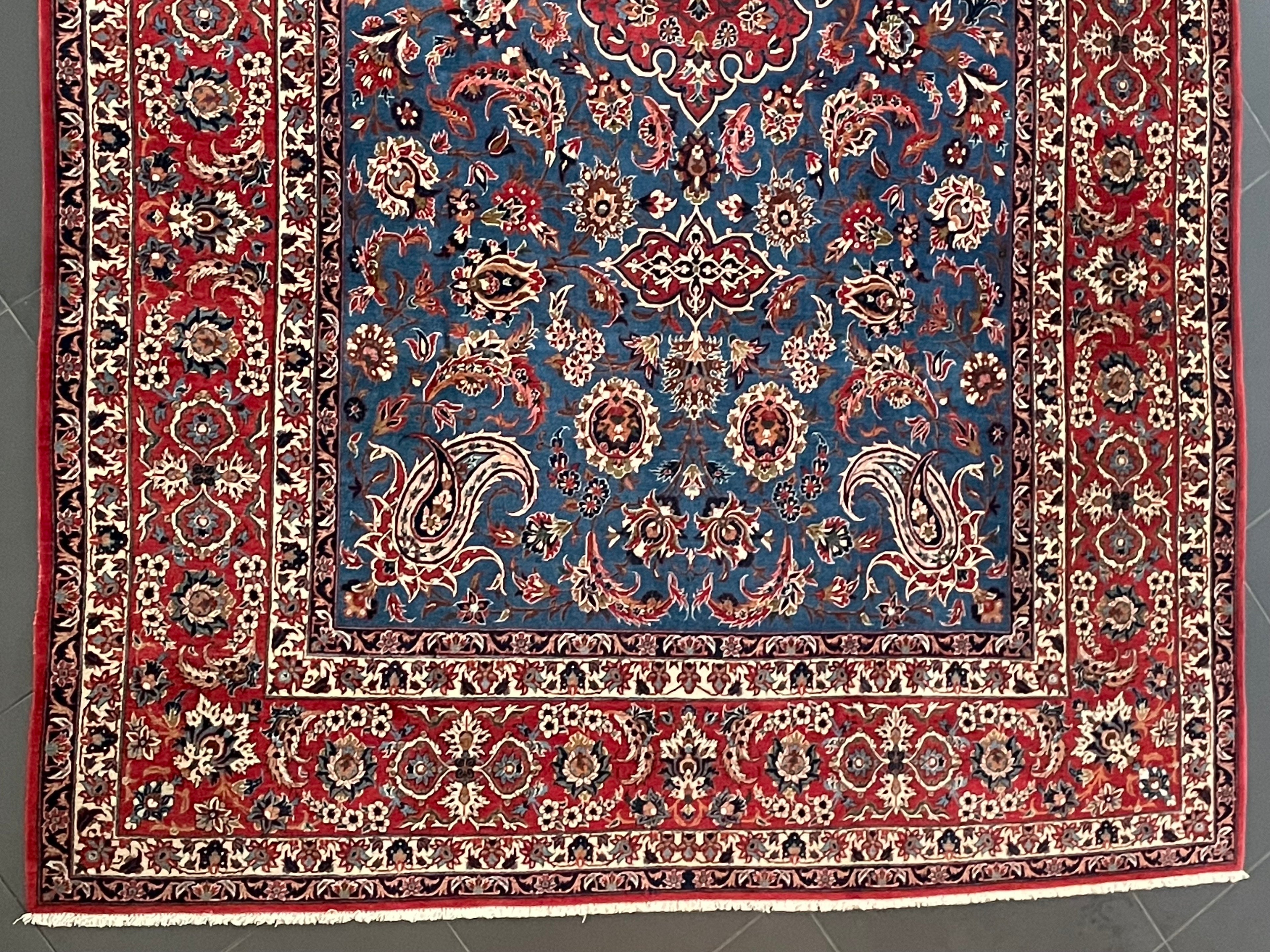 Isfahan Rug 348x208cm