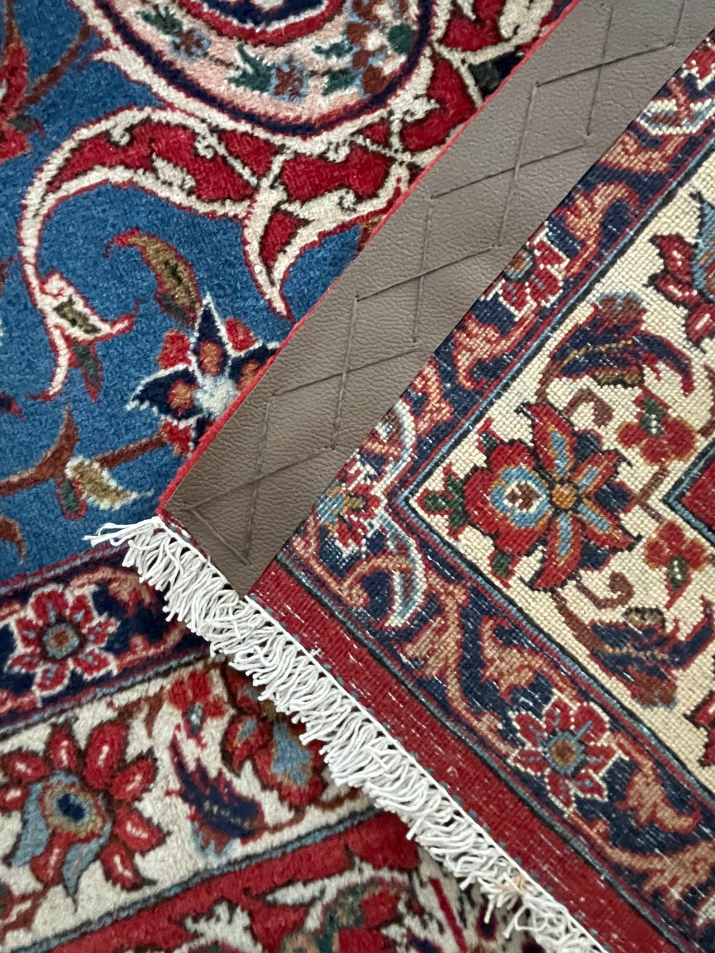 Isfahan Rug 348x208cm