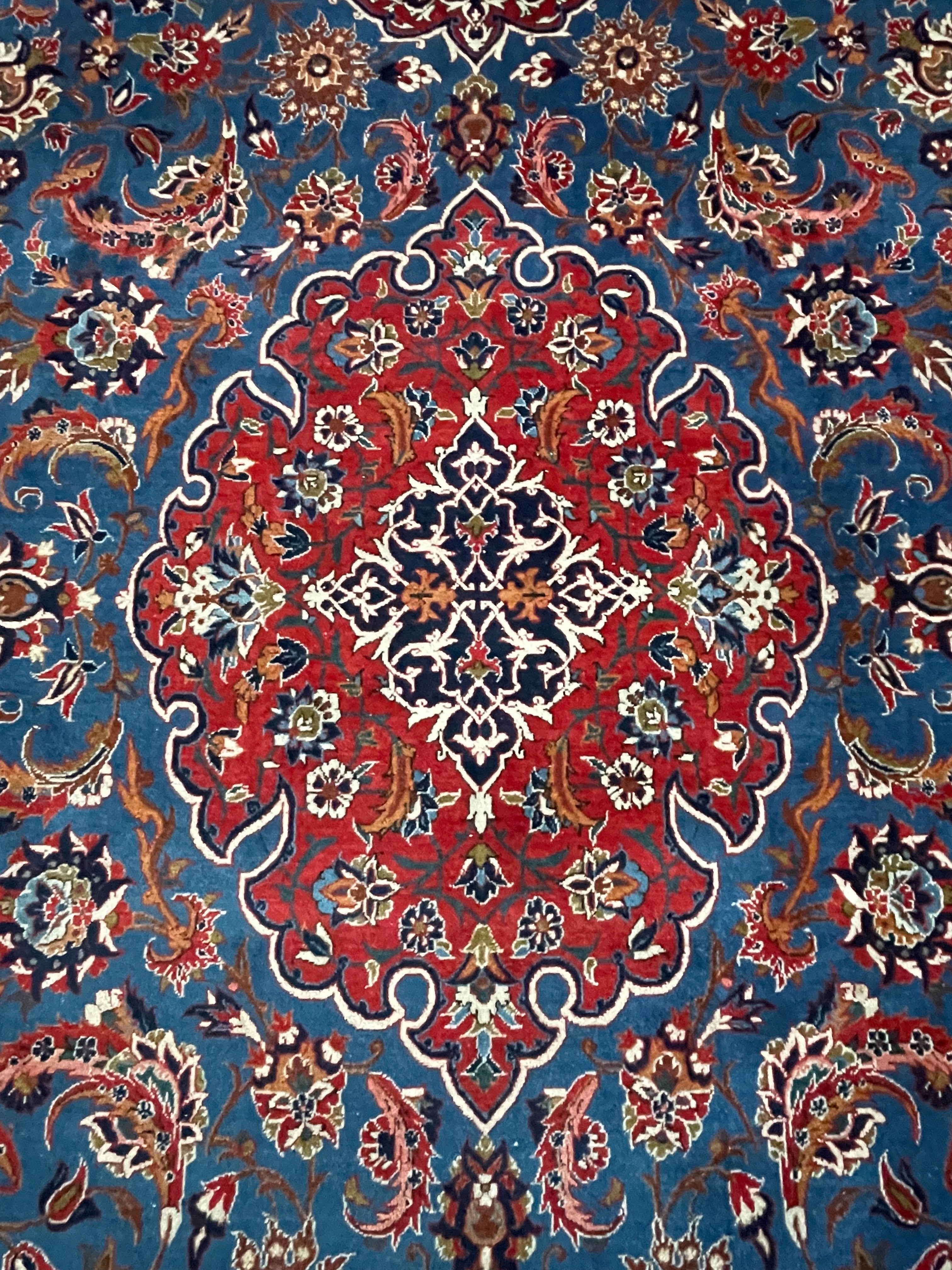 Isfahan Rug 348x208cm