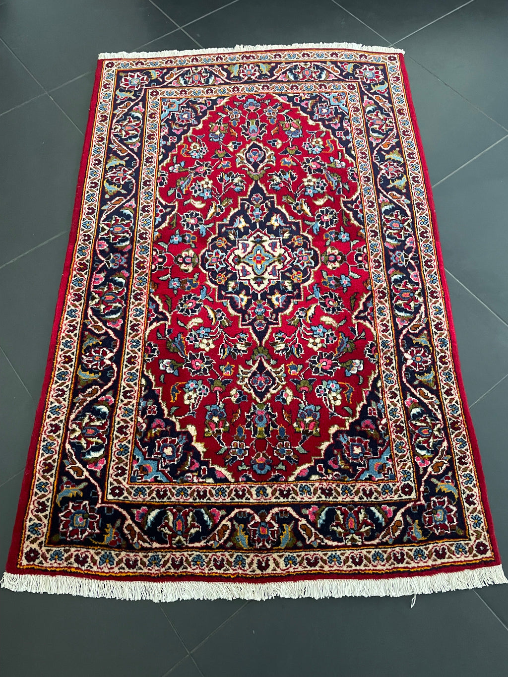 Keshan rug 152 x 96 cm