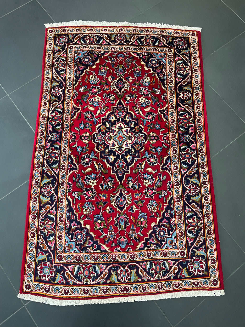 Keshan rug 152 x 96 cm