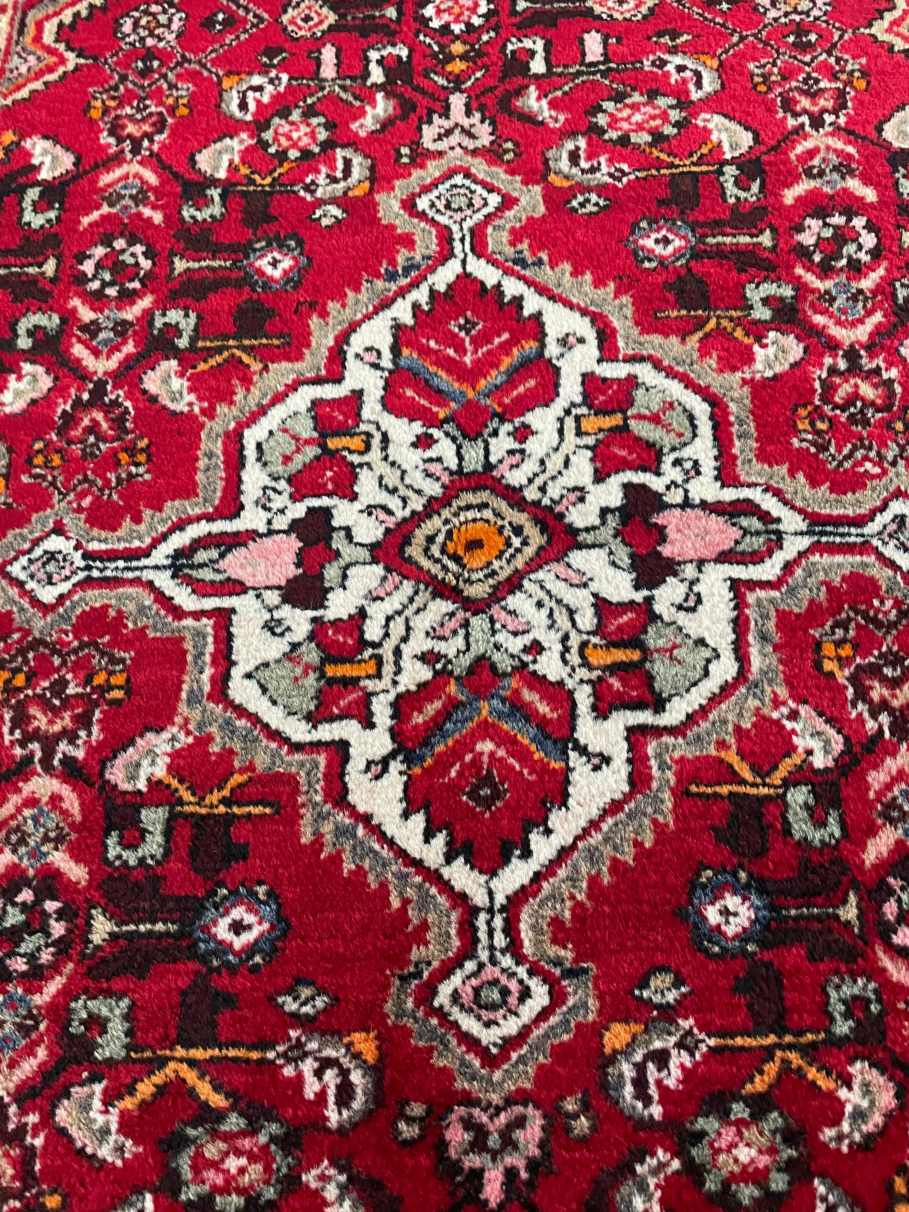 Hamadan Rug 157 × 110 cm